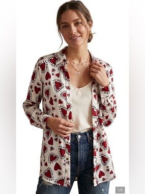 Lulumari White Satin Top with Red Heart Motif S